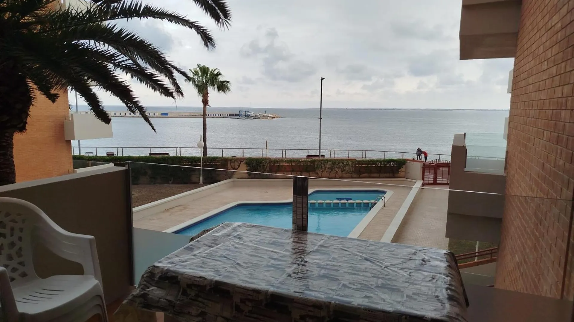 Apartamento Primera Linea De Mar En Ebrehogar L'Ampolla